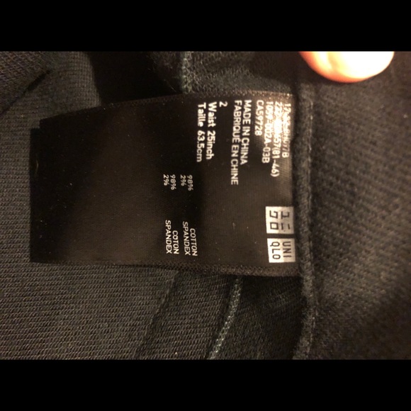 Black denim Uniqlo skirt - Picture 5 of 5